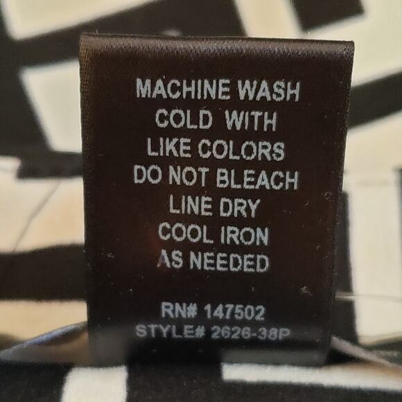 Ashley Stewart High Waist Geometric Black & White Pencil Office Skirt Size 18/20 - Picture 7 of 7